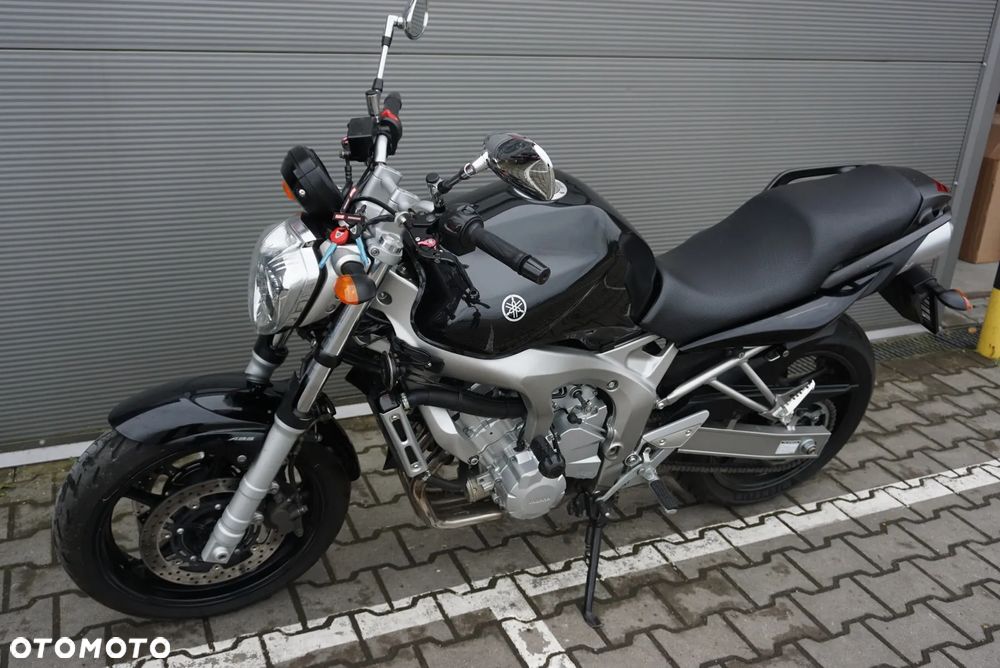 Yamaha FZ6 - 10