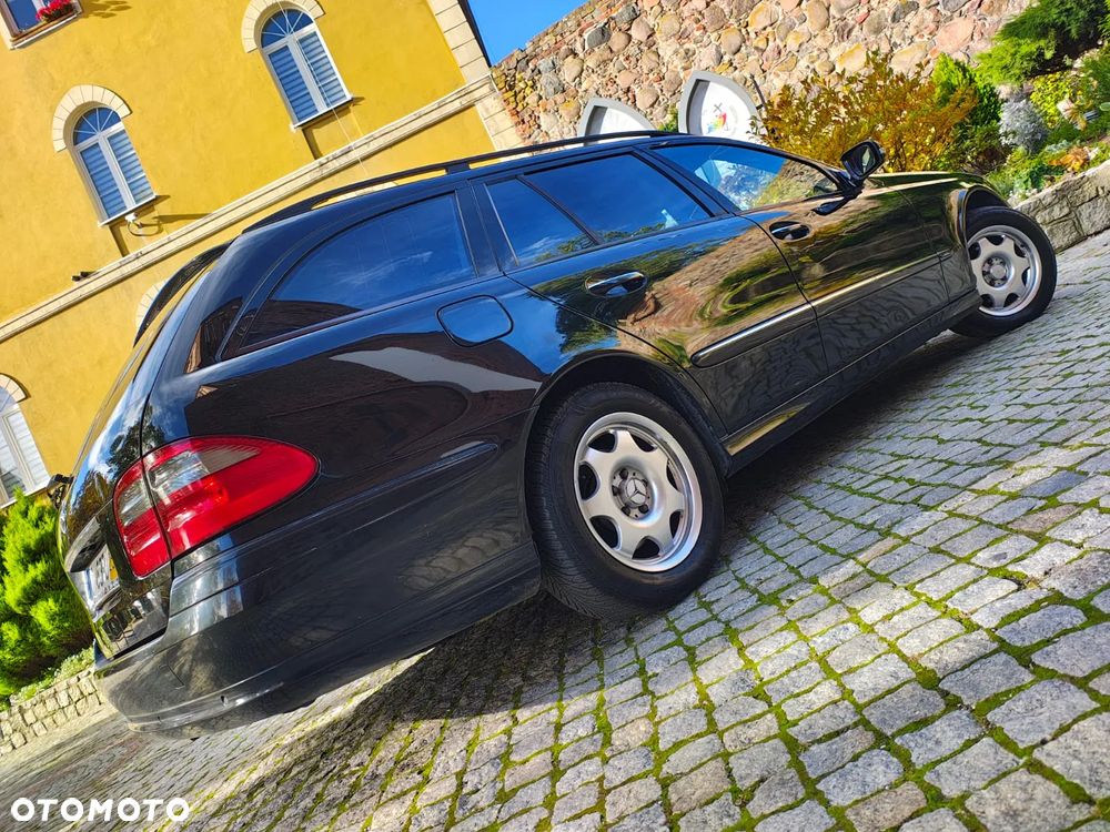 Mercedes-Benz Klasa E - 31