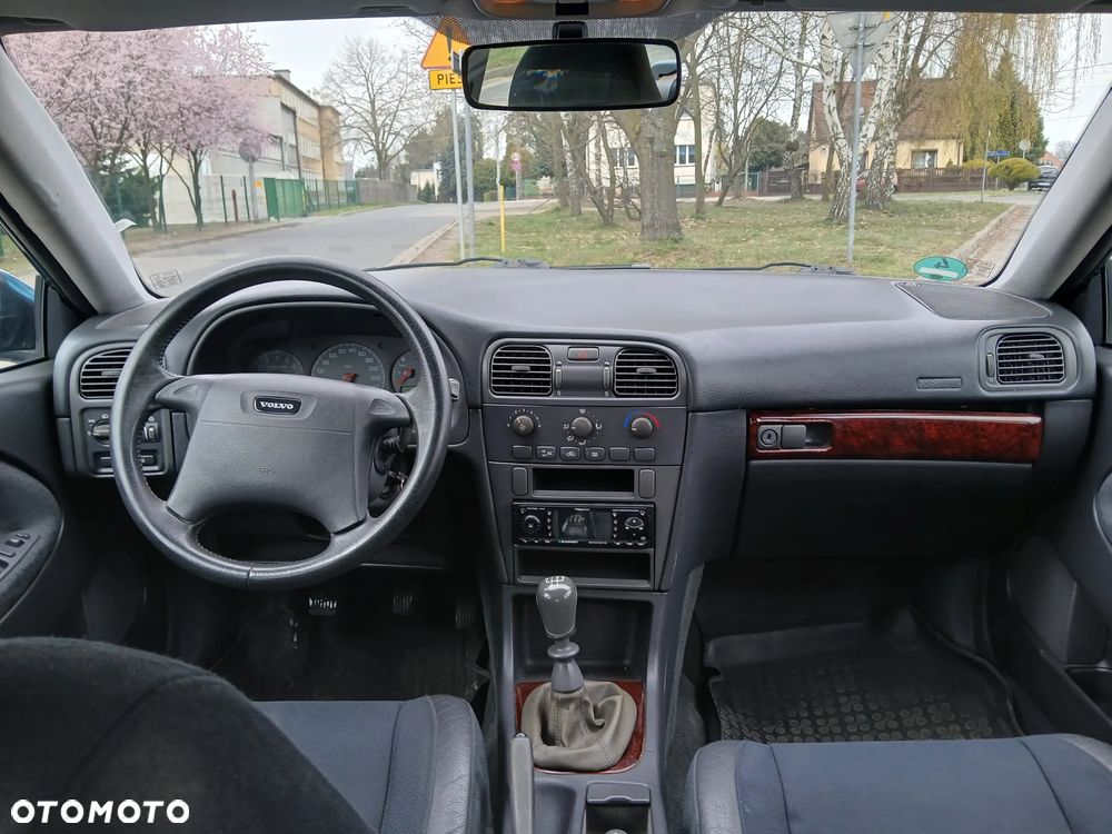 Volvo V40 - 9