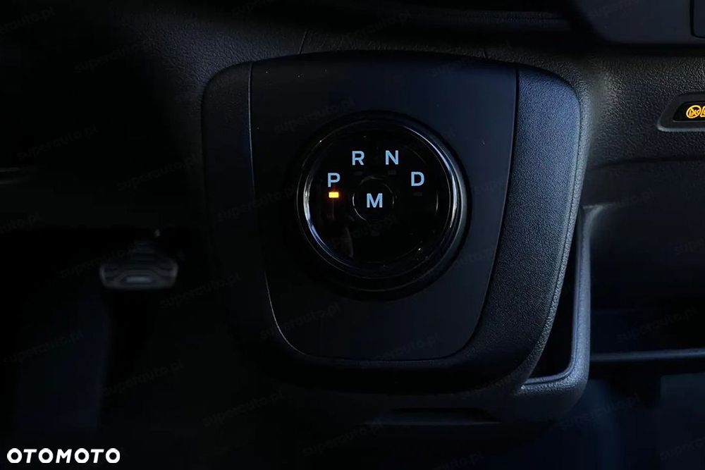 Ford Transit L3H2 Limited 350 A8 2.0 165KM - 12
