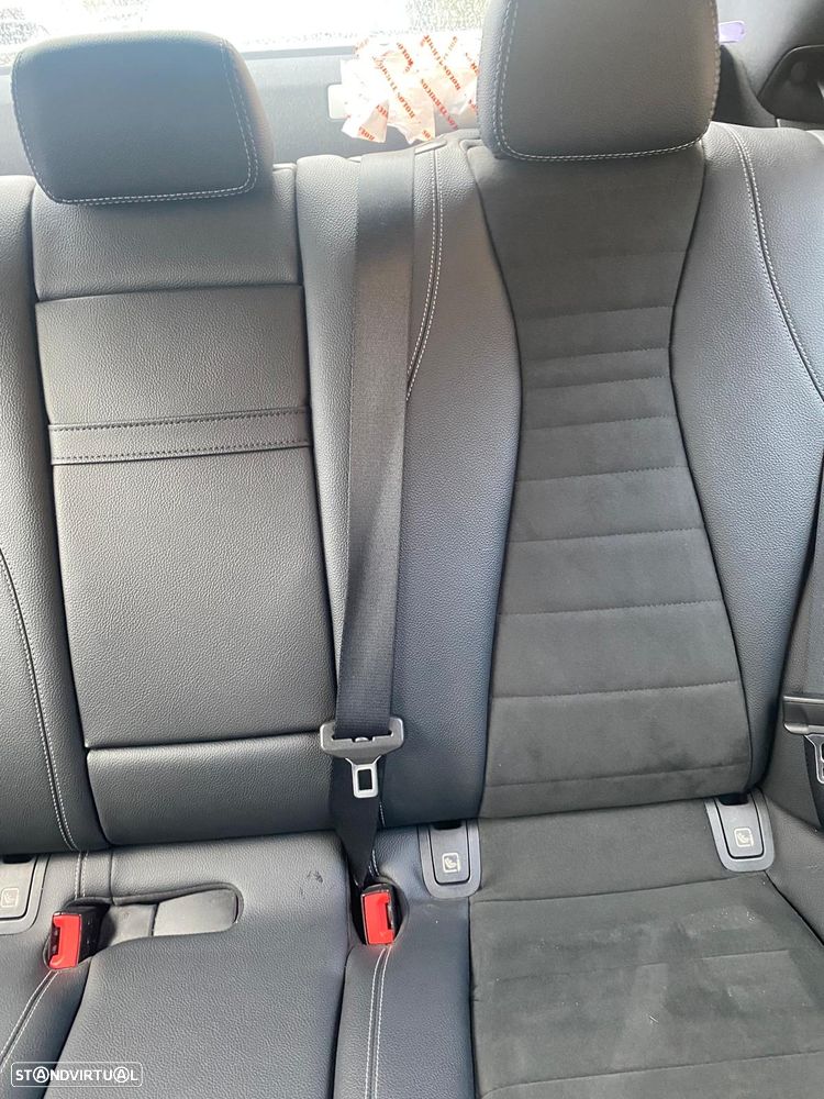 Mercedes-Benz E 200 - 12