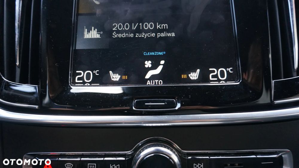 Volvo V90 D4 R-Design - 16