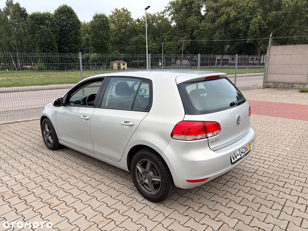Volkswagen Golf 1.6 Trendline - 4