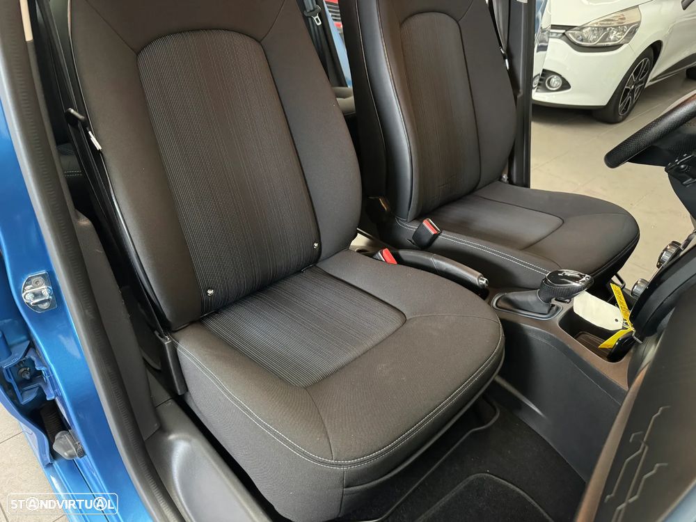 Renault Zoe (c/ Bateria) 41 kwh Life - 19