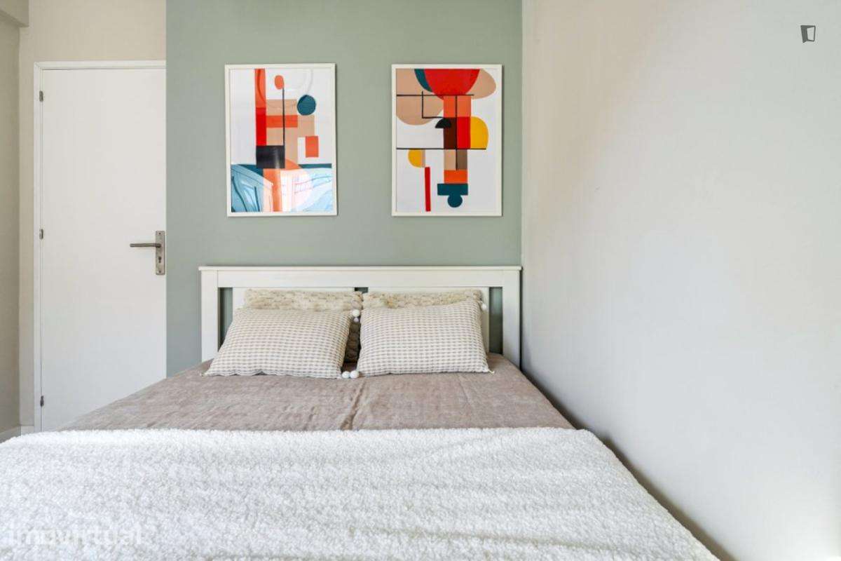 Quarto - localizado em Amadora Lisbon - Grande imagem: 4/23