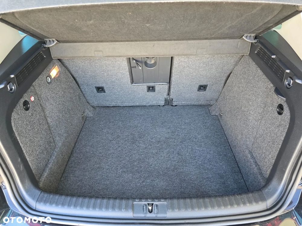 Volkswagen Tiguan - 17