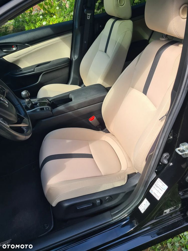 Honda Civic 1.0 i-VTEC Turbo Executive Premium - 27