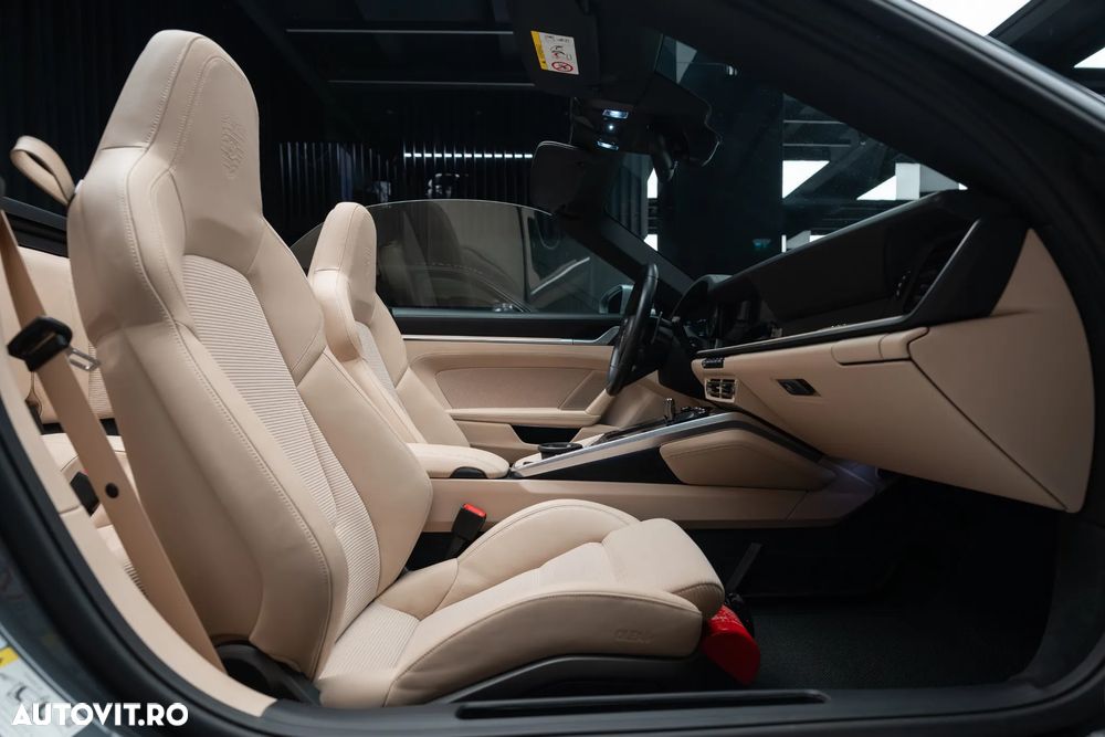 Porsche 911 Turbo PDK - 18