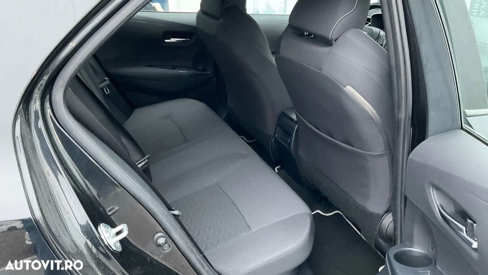 Toyota Corolla Sedan 1.8 HSD Dynamic - 30