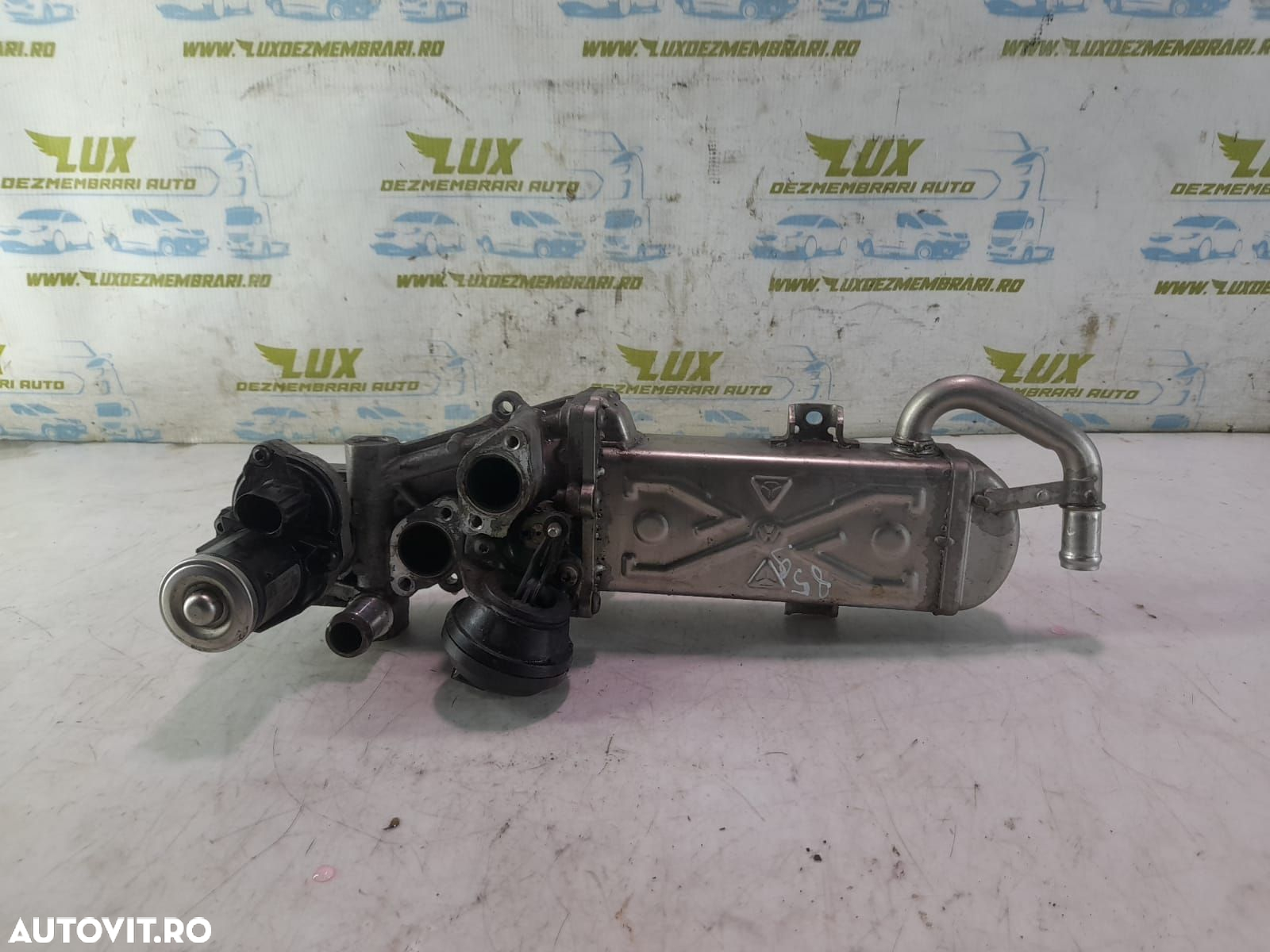 Racitor gaze EGR 03L131512DQ  1.6 tdi CAYC Volkswagen VW Golf 6 [2008 - 3