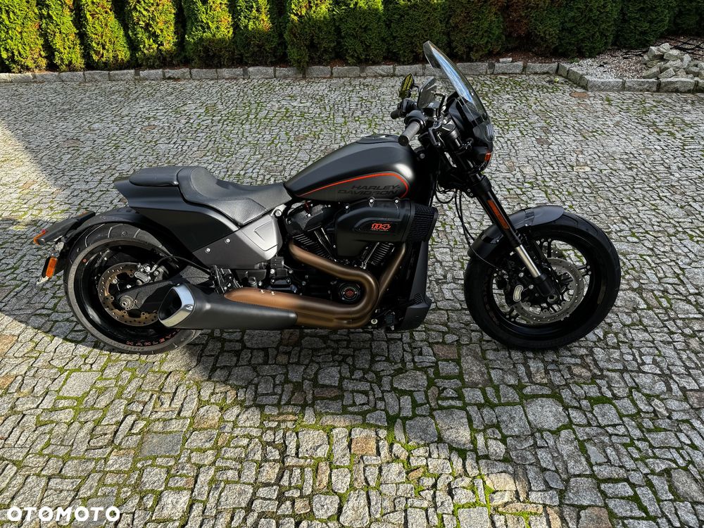 Harley-Davidson Softail FXDR - 1