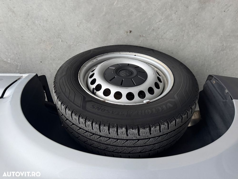 Volkswagen Transporter Multivan T6.1 Kurz Family - 40