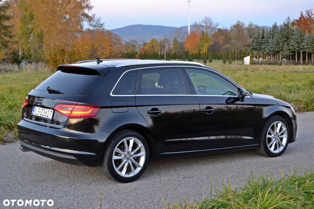 Audi A3 Sportback - 2