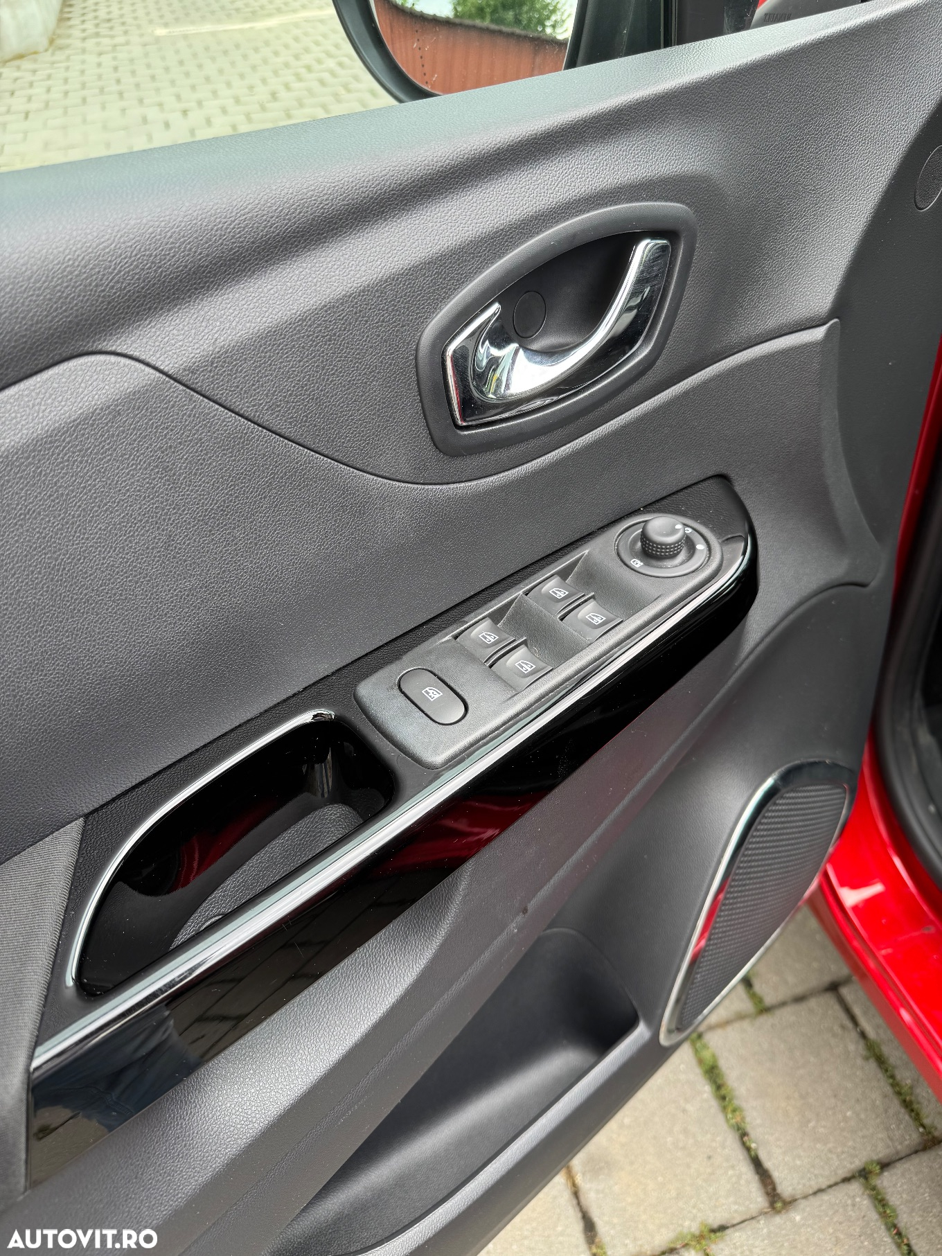 Renault Captur TCe Turbo Stop/Start Expression - 11
