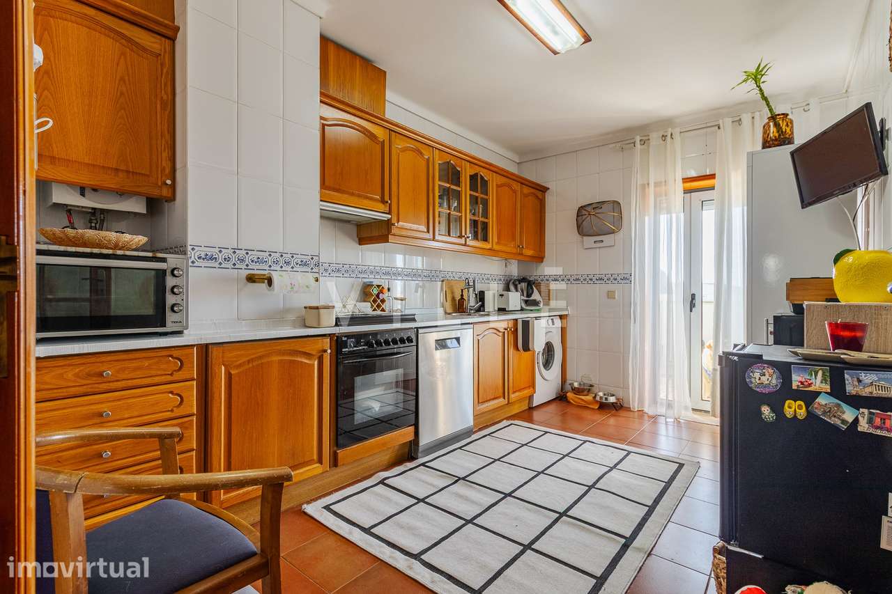 Apartamento T2 com Terraço e Aproveitamento de Sótão – Ílhavo - Grande imagem: 2/38