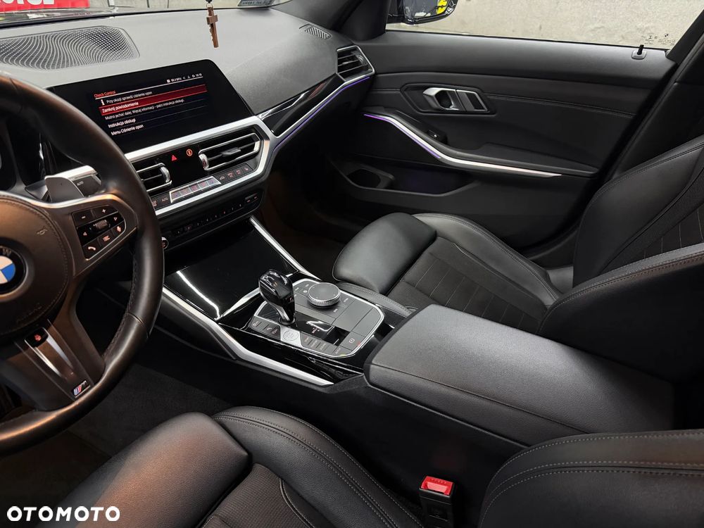 BMW Seria 3 330i Sport Line - 12