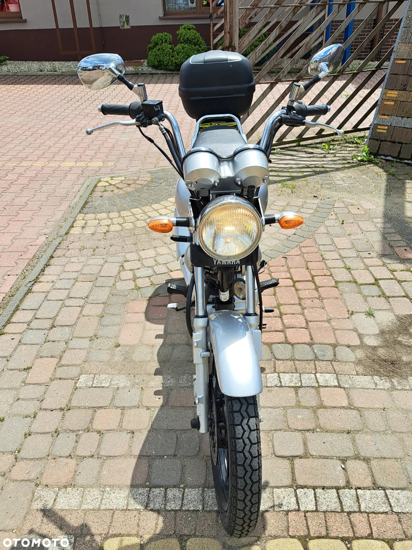 Yamaha YBR - 23