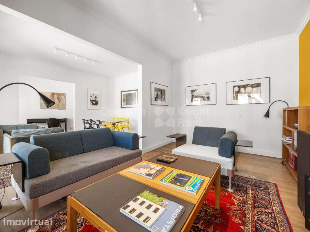 Apartamento T2 renovado com varanda em Arroios - Grande imagem: 2/24
