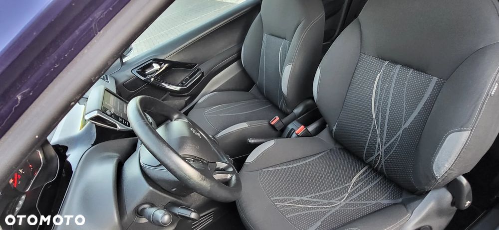 Peugeot 208 1.2 PureTech Active - 18