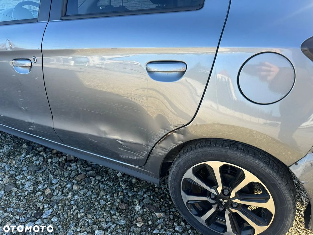 Mitsubishi Space Star - 13