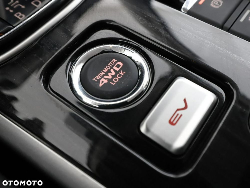 Mitsubishi Outlander - 29