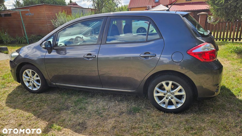 Toyota Auris 1.6 Active - 1