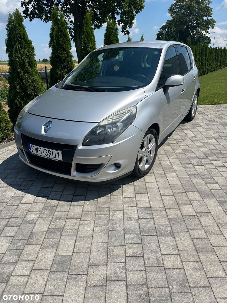 Renault Scenic - 1