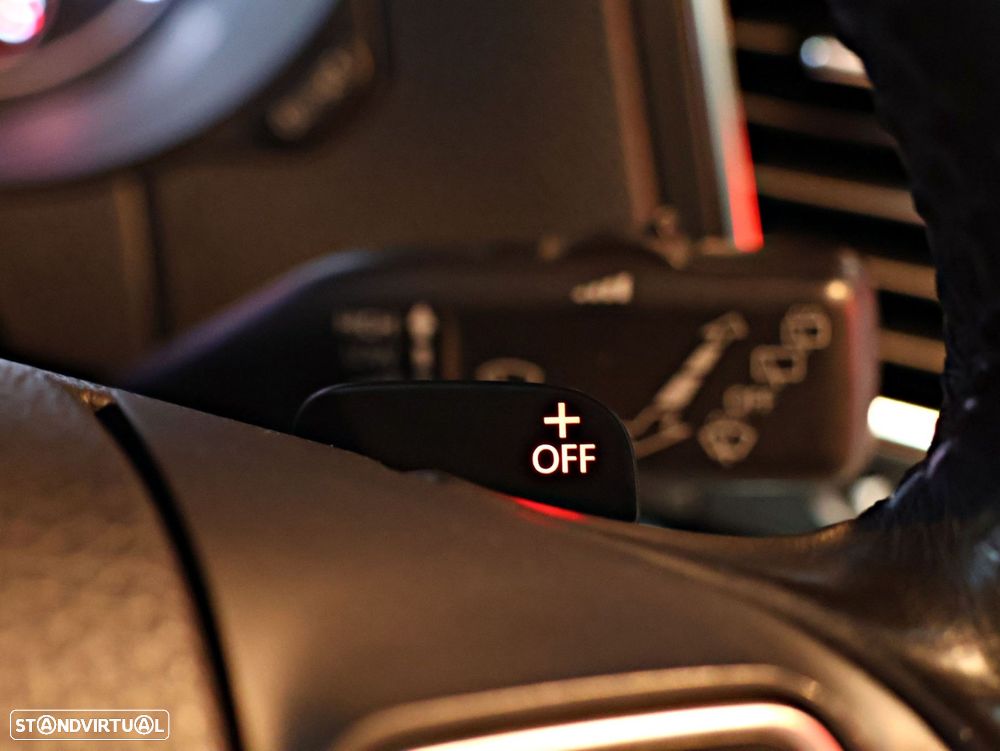 VW Sharan 2.0 TDI Highline DSG - 53