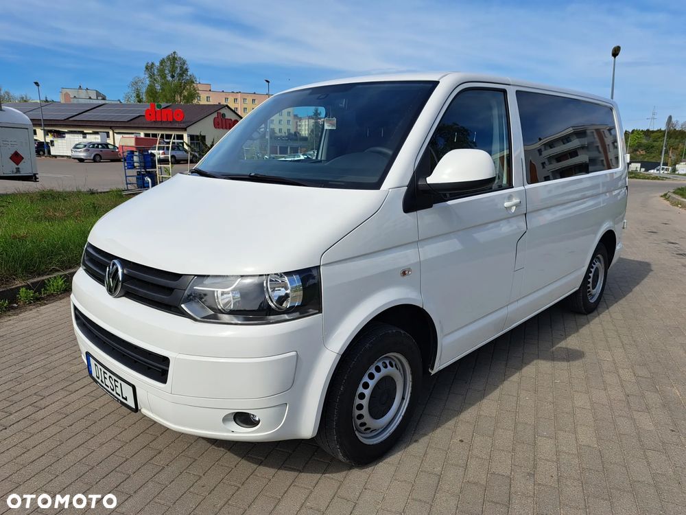 Volkswagen Transporter - 1
