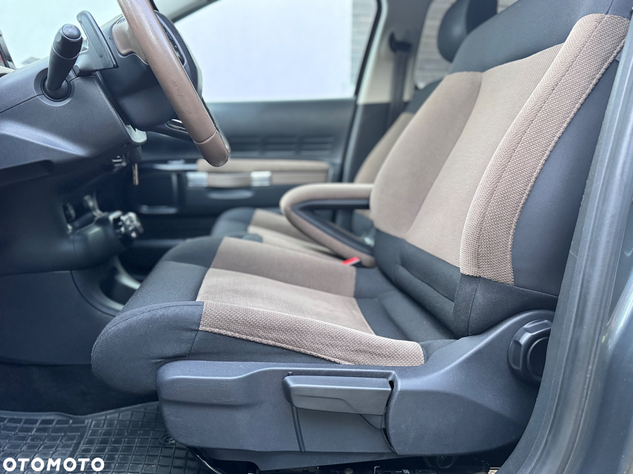 Citroën C4 Cactus 1.2 PureTech Shine S&S ETG - 14