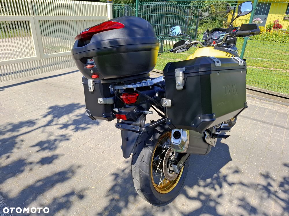 Suzuki V-STROM - 7