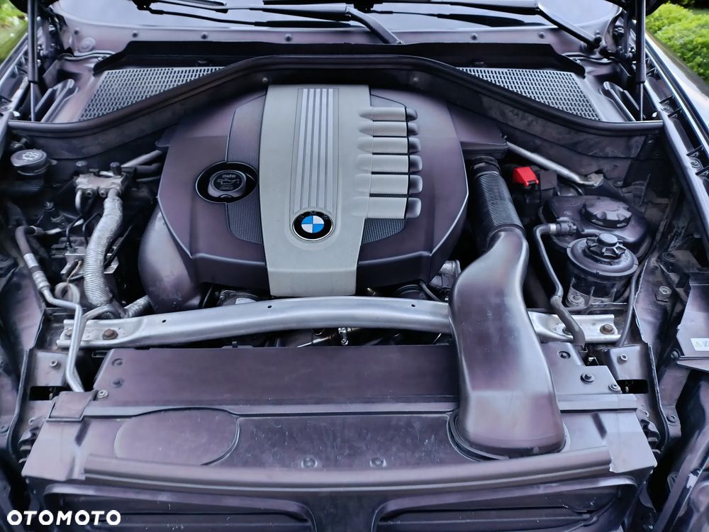 BMW X6 - 14