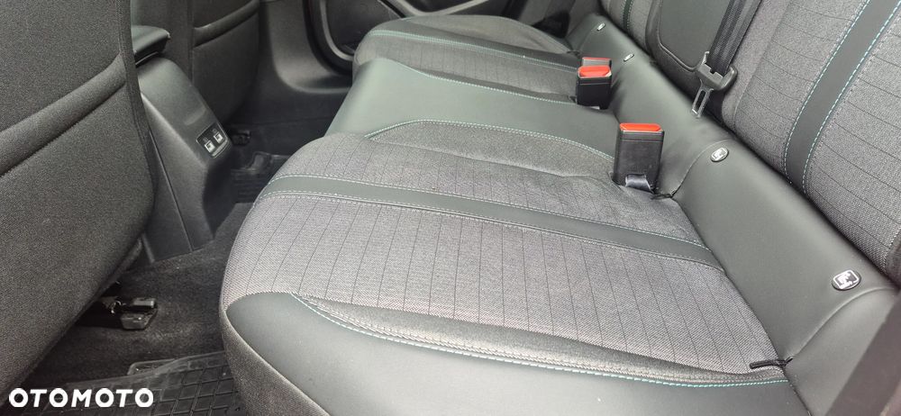 Peugeot 208 1.2 PureTech Allure Pack S&S EAT8 - 22