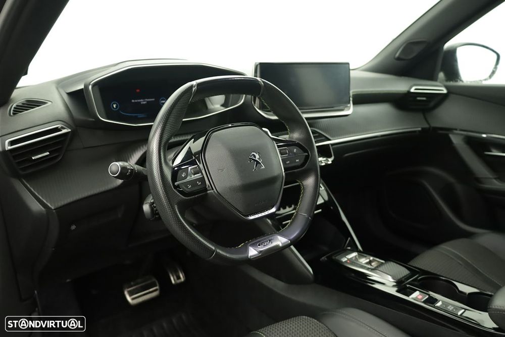 Peugeot 2008 1.2 PureTech GT EAT8 - 7