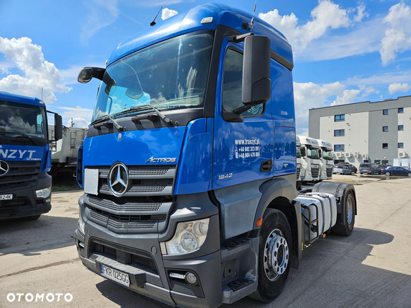 Mercedes-Benz Actros 1842LS Stream Space