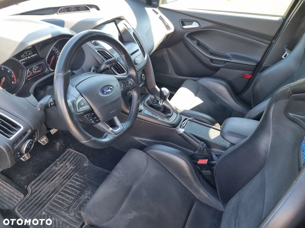 Ford Focus - 5