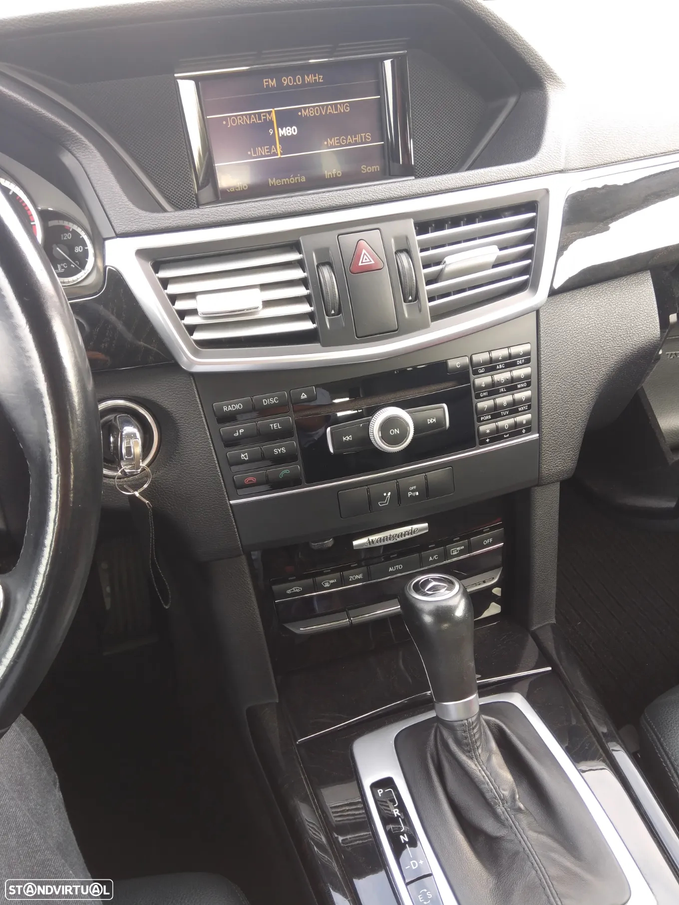 Mercedes-Benz E 250 CDi Avantgarde BlueEfficiency Auto. - 12
