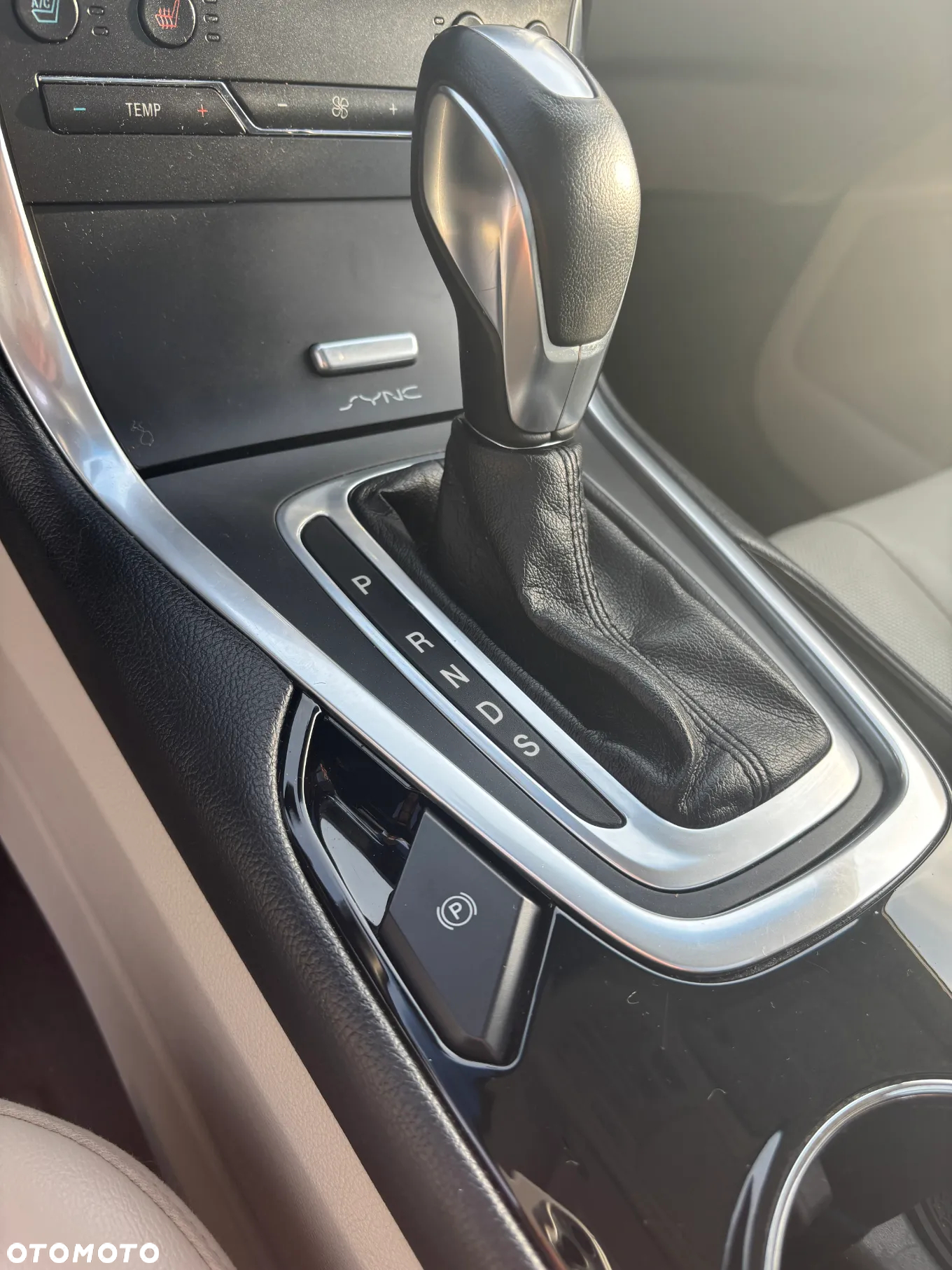 Ford Edge - 25