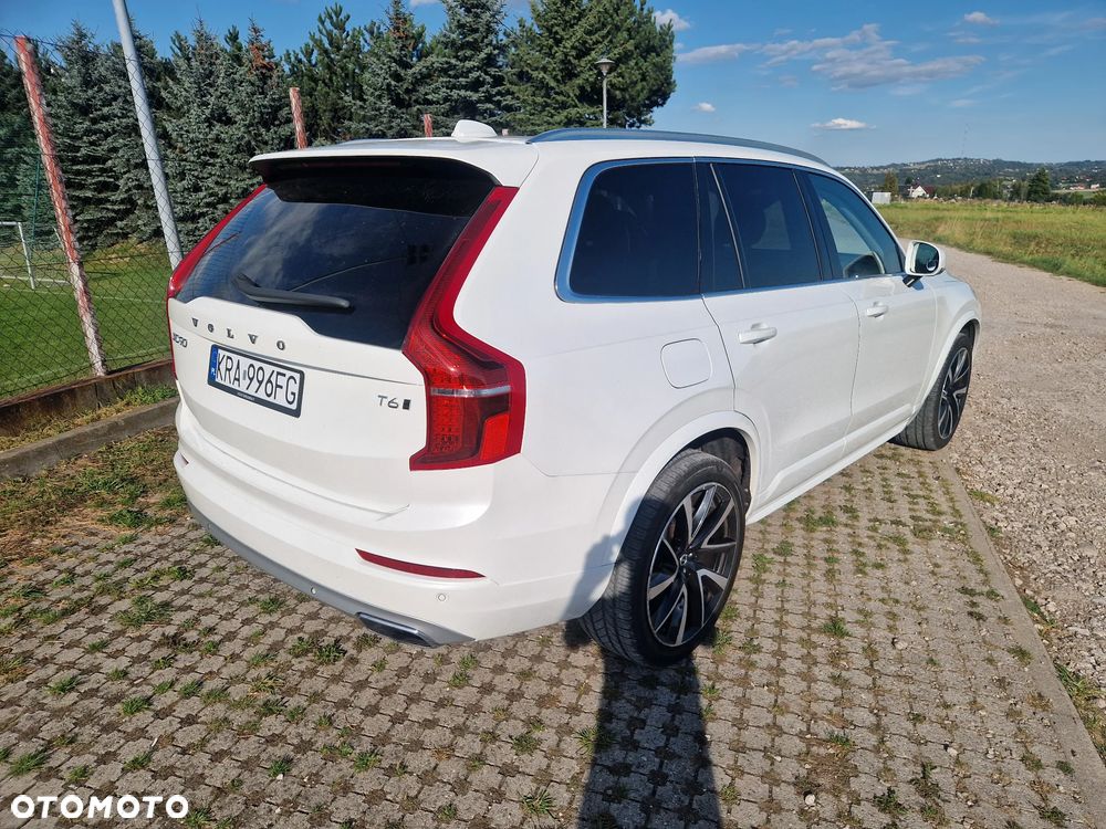 Volvo XC 90 - 7