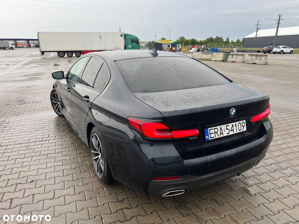 BMW Seria 5 520d MHEV M Sport sport - 5
