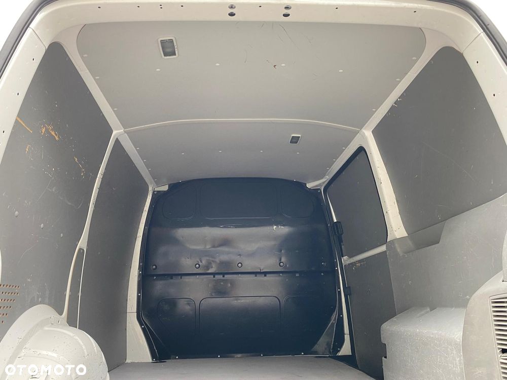 Volkswagen TRANSPORTER - 29