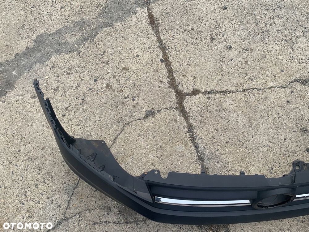 VW CADDY 15- zderzak przód 2K5807221J - 8