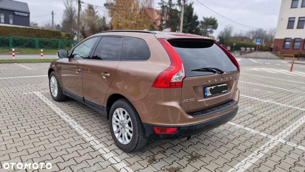 Volvo XC 60 - 8