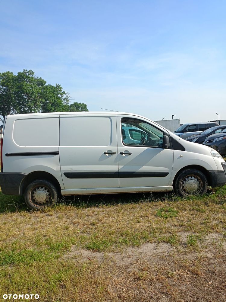 Peugeot Expert 2008 photo 3