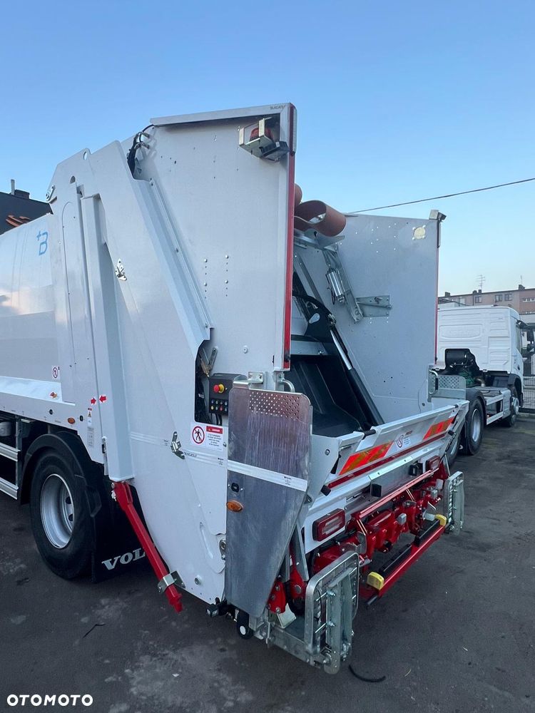 Volvo FE 320 4x2 śmieciarka 16m3 - 5