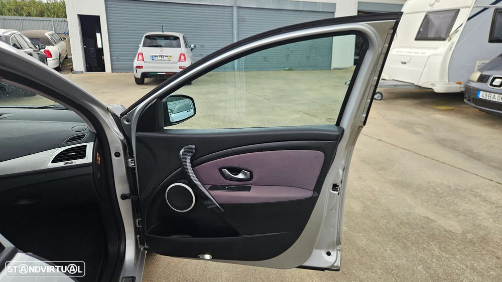 Renault Mégane Sport Tourer 1.5 dCi Avantage - 31