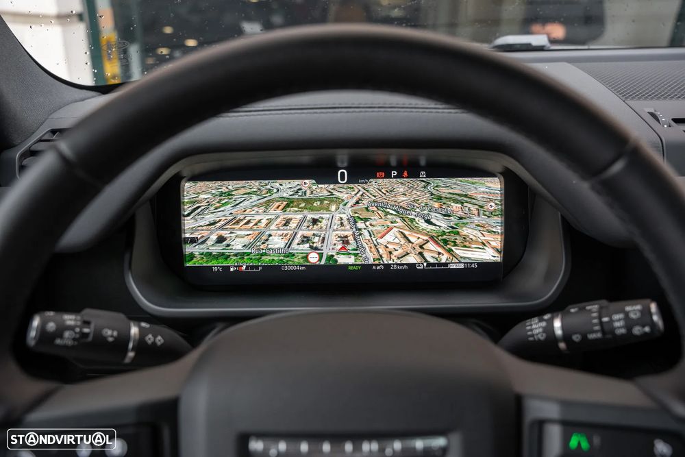 Land Rover Defender 2.0 P400e 110 AWD - 17