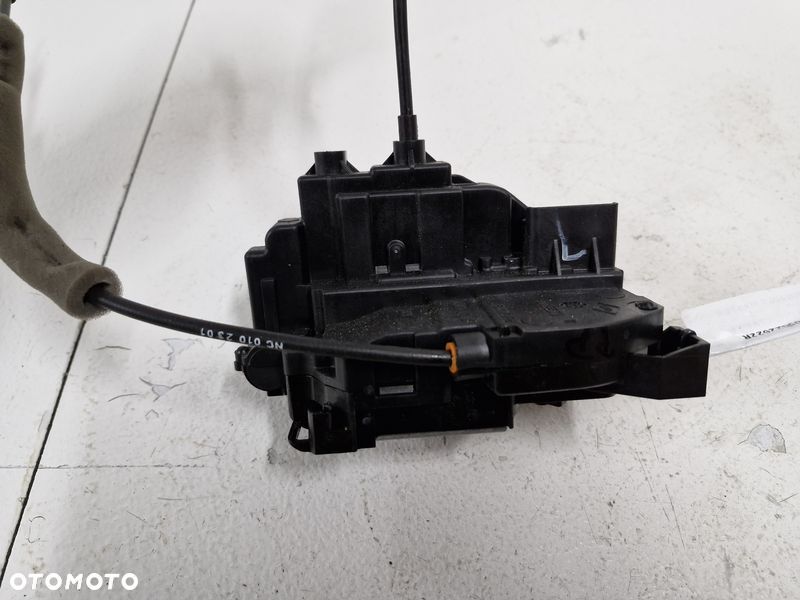 RENAULT MASTER III 3 LIFT IV 4 ZAMEK DRZWI PRAWY PRZÓD 805022622R - 3