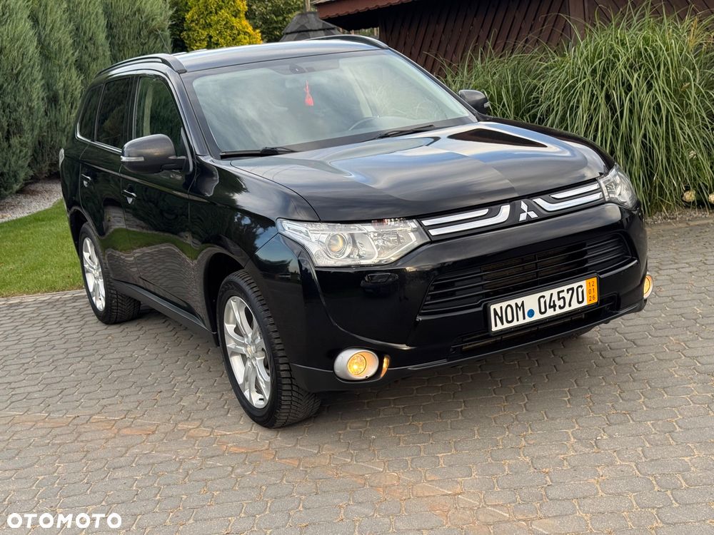 Mitsubishi Outlander - 3