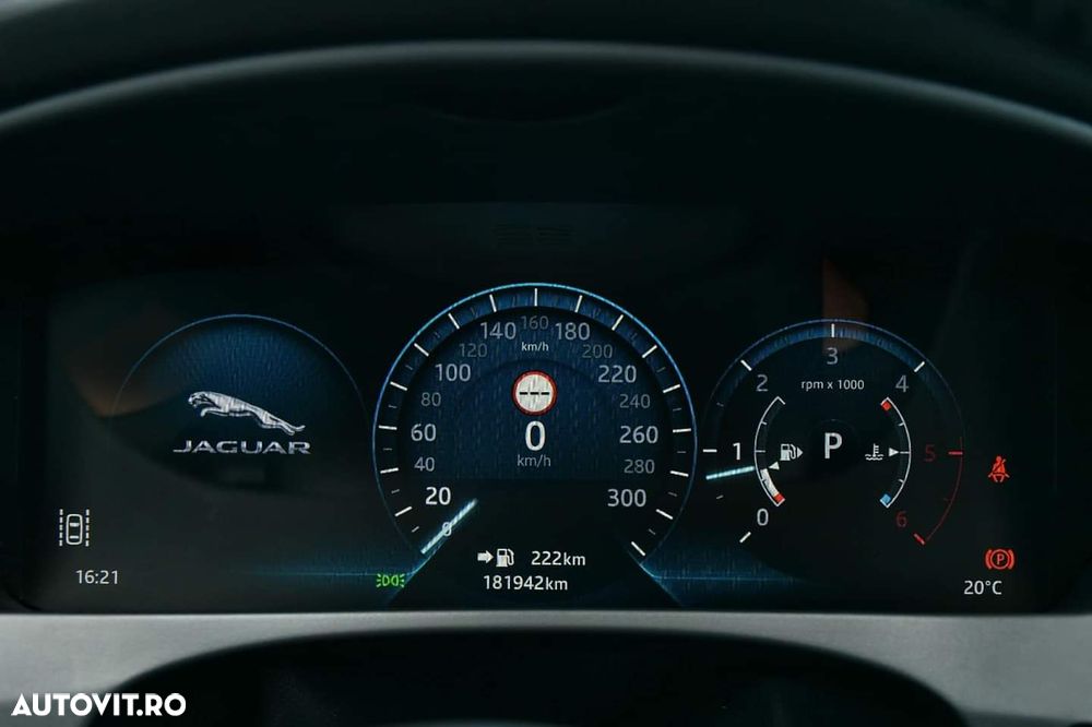 Jaguar F-Pace 20d AWD Aut. R-Sport - 6